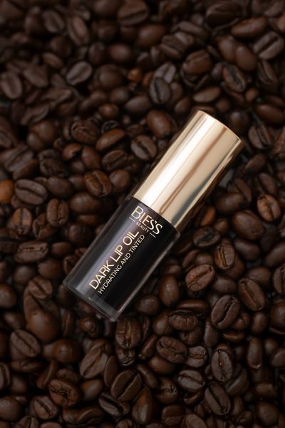 Масло для губ Bless Beauty Dark Lip Oil №04 Juicy Grape 5900950106041 фото
